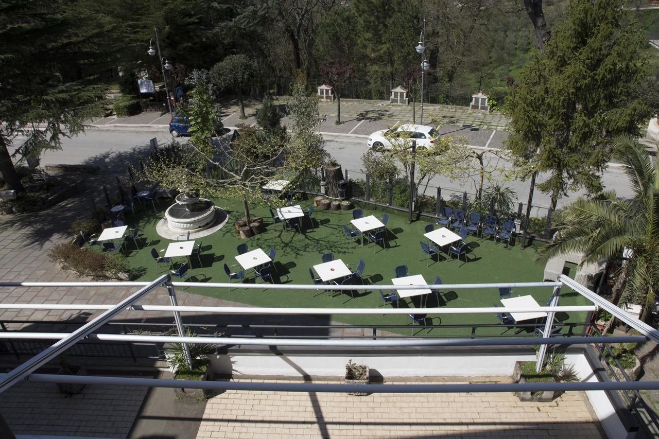 Ristorante Albergo Gerardo Di Masi Caposele Dış mekan fotoğraf